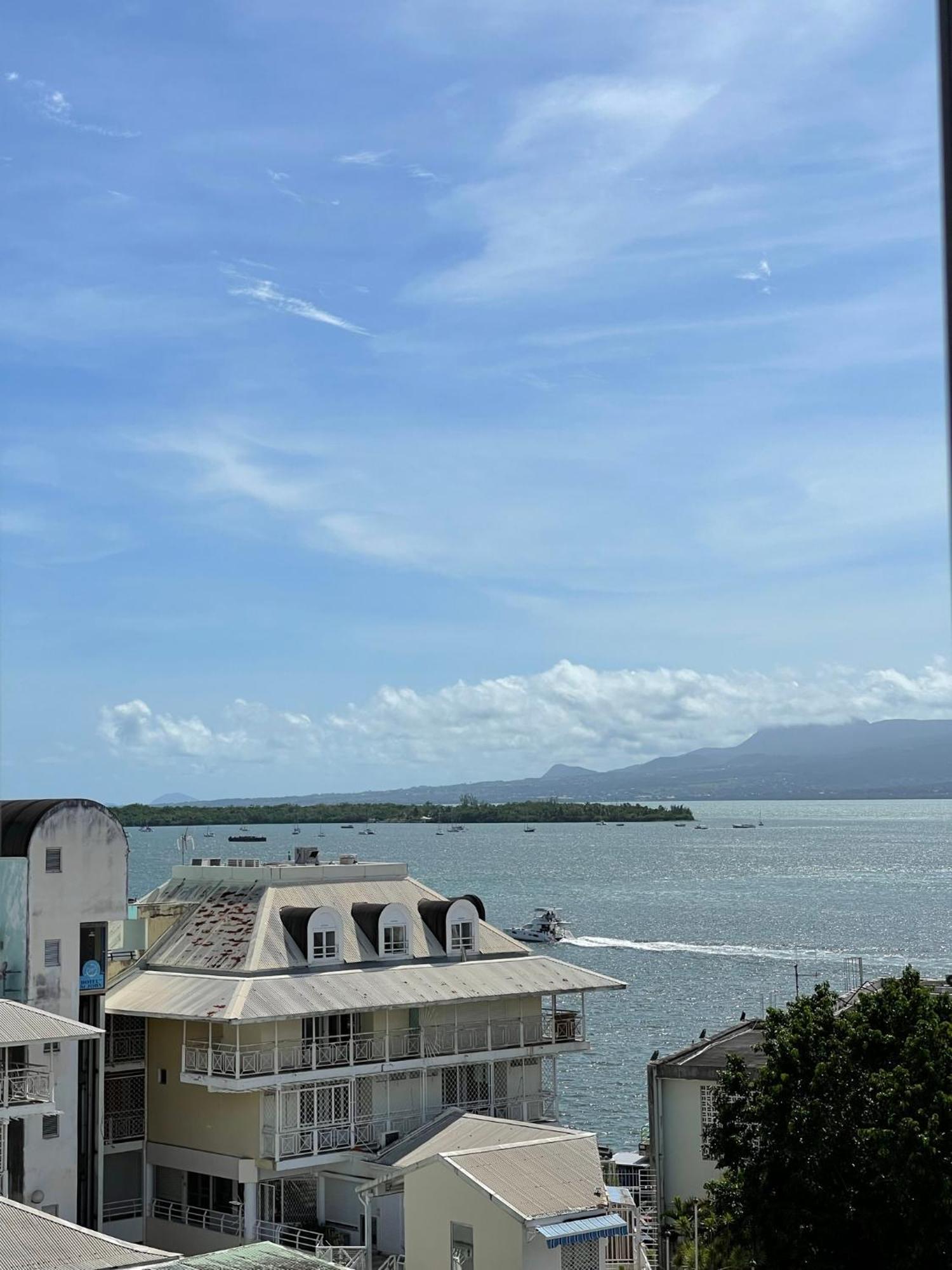 Penthouse Seaside 10 Min Port, Croisiere Et Aeroport Apartment ปวงต์-ตา-ปิตร์ ภายนอก รูปภาพ