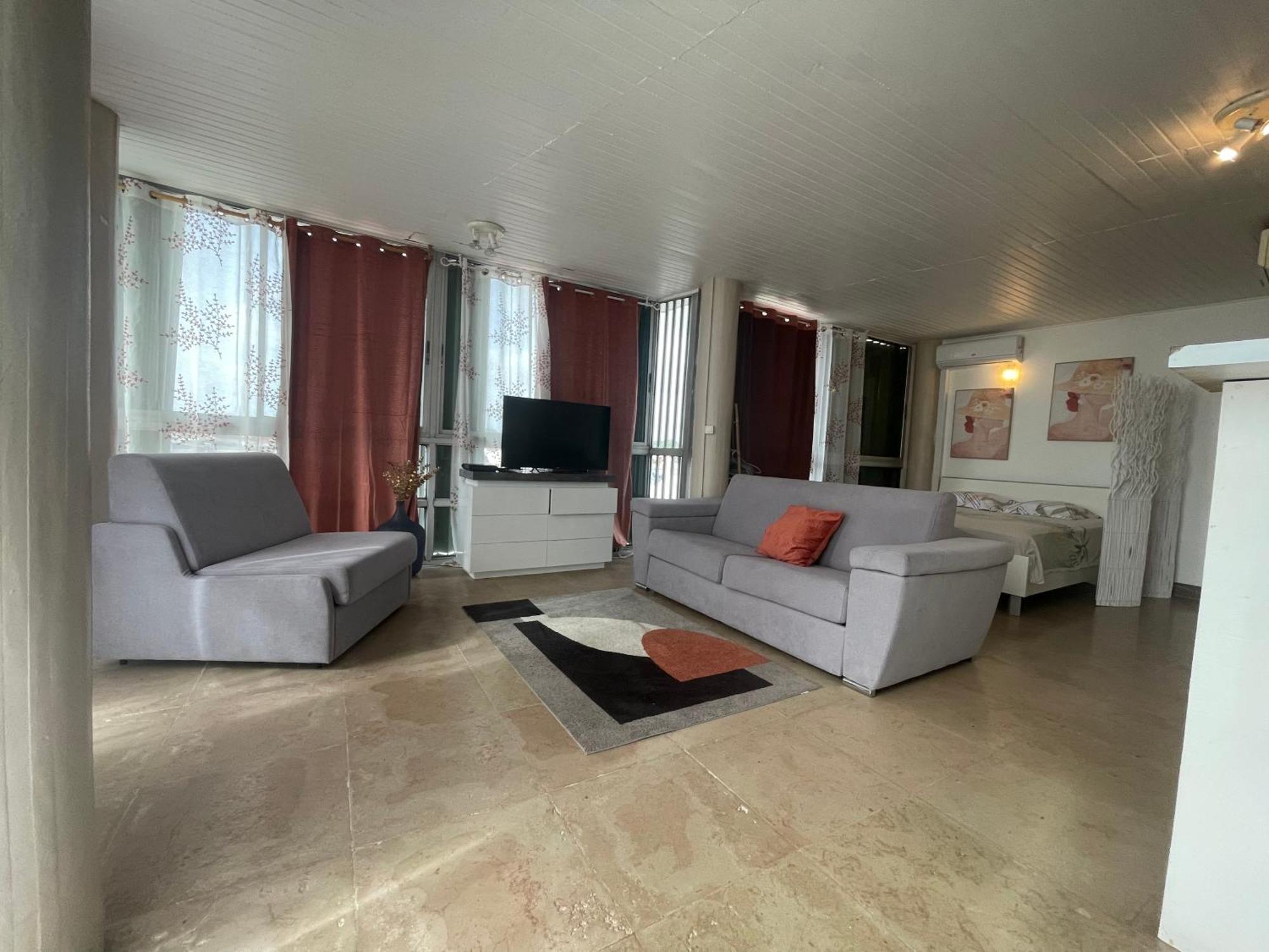 Penthouse Seaside 10 Min Port, Croisiere Et Aeroport Apartment ปวงต์-ตา-ปิตร์ ภายนอก รูปภาพ